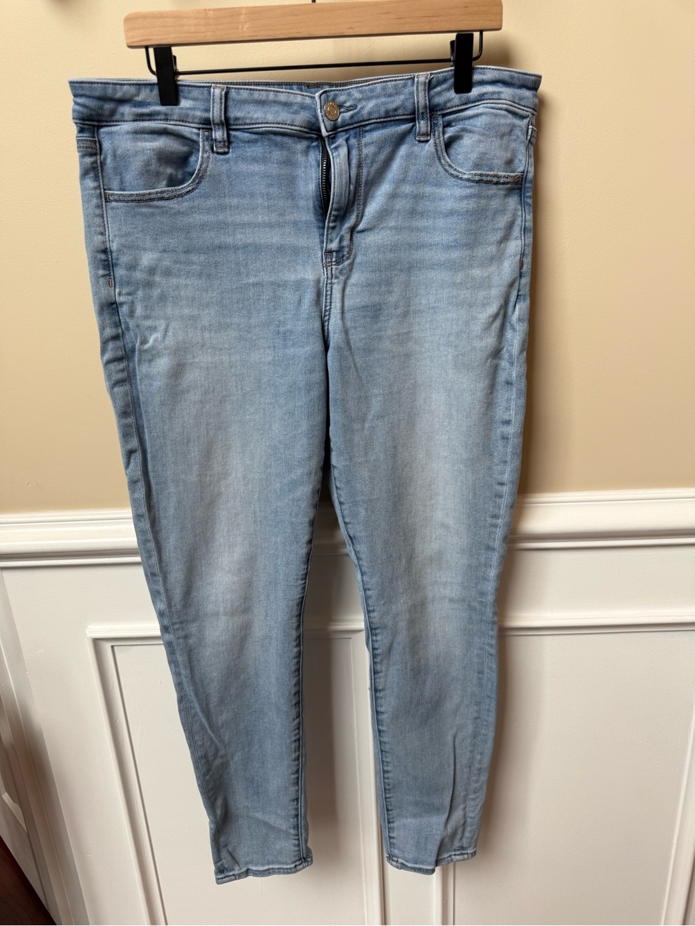 American Eagle Outfitters Light Blue Jeans - Jegging